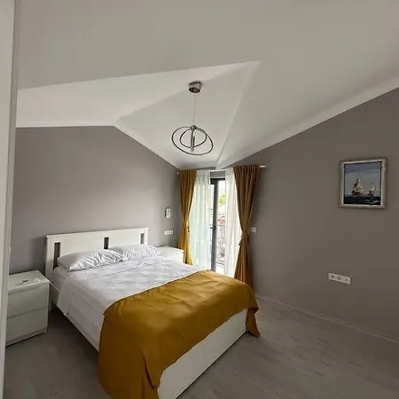 Hotel Luxurious In The Heart Of Goecek Fethiye