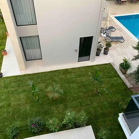 Hotel Luxurious In The Heart Of Goecek *